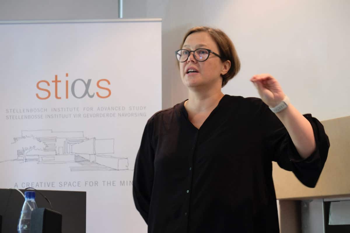 Uncovering the full story of African literature - Fellows' seminar by Ashleigh Harris