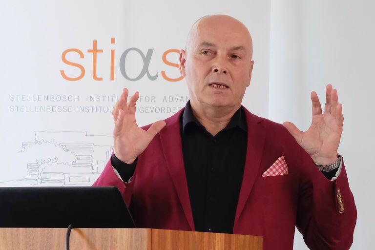 Notes on literary historiography: the example of South Africa and Afrikaans - Fellows' seminar by Jerzy Koch