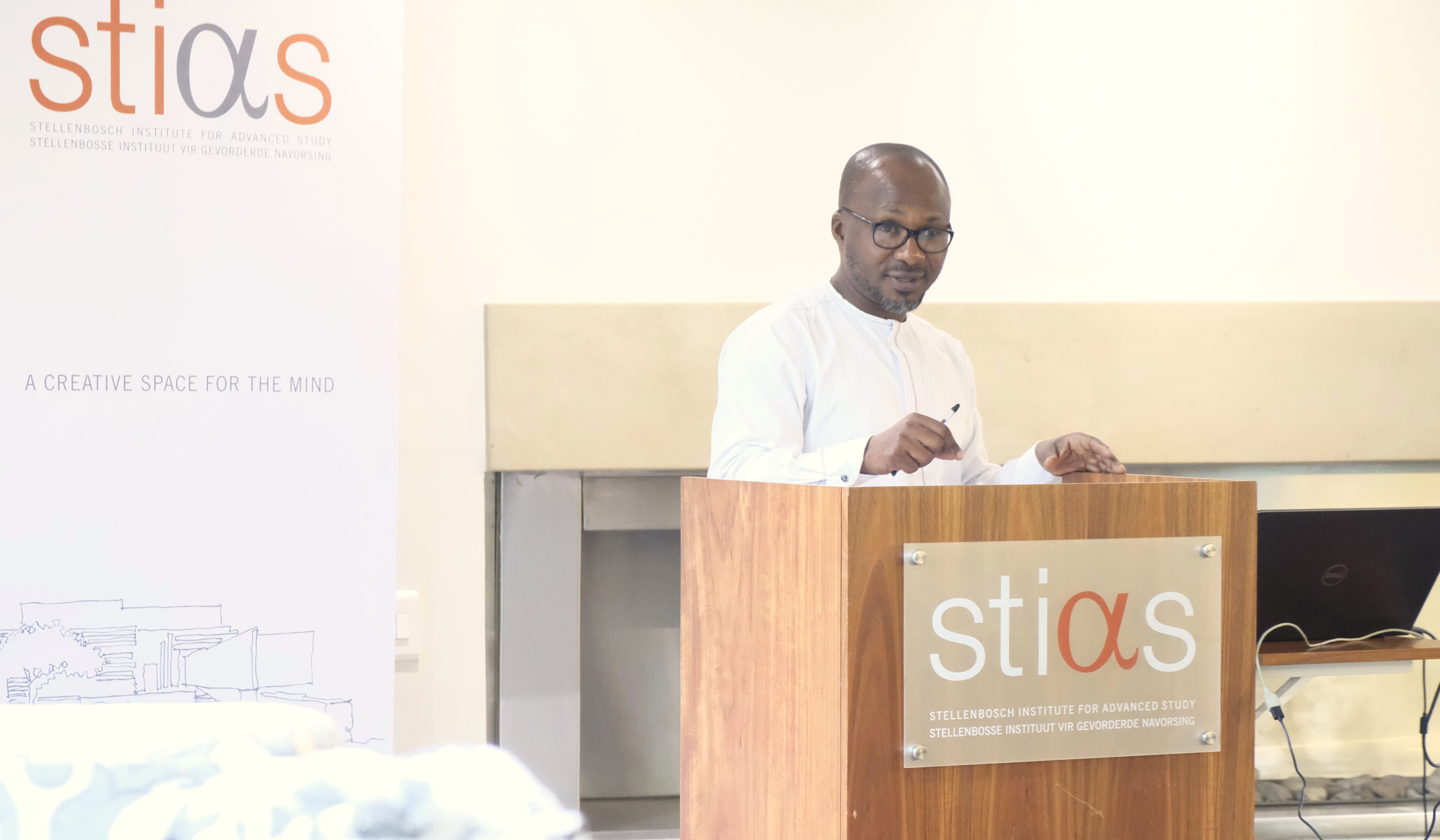 Photo of African (Akan) proverbs: Unveiling pathways to decolonising decoloniality - Fellows' seminar by Husein Inusah