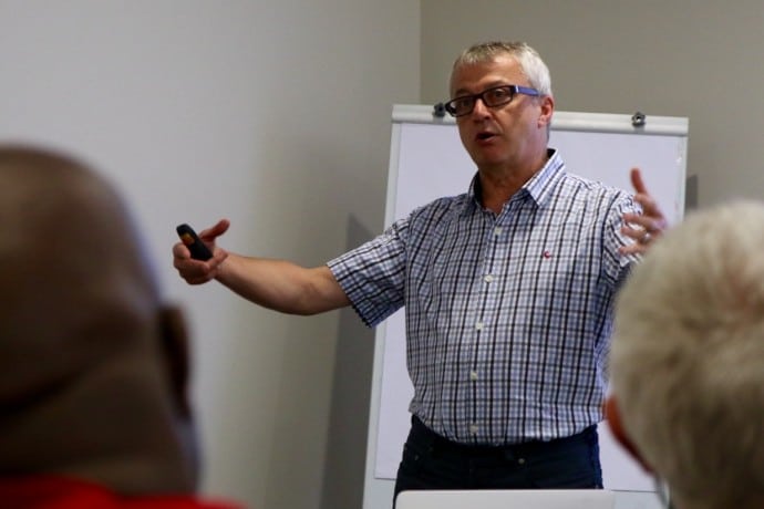 Testing low-cost mobile-based applications for health care in low-resource settings - Fellows' seminar by Guy Dumont