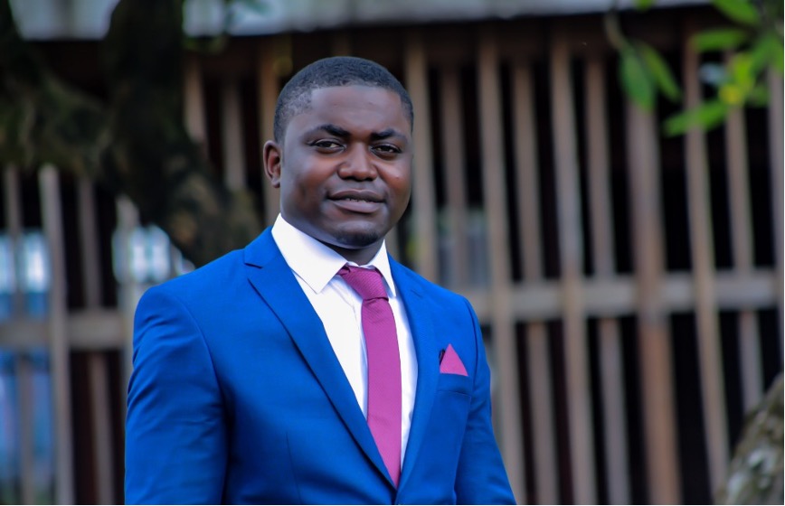 Photo of Robert Adamu Shey