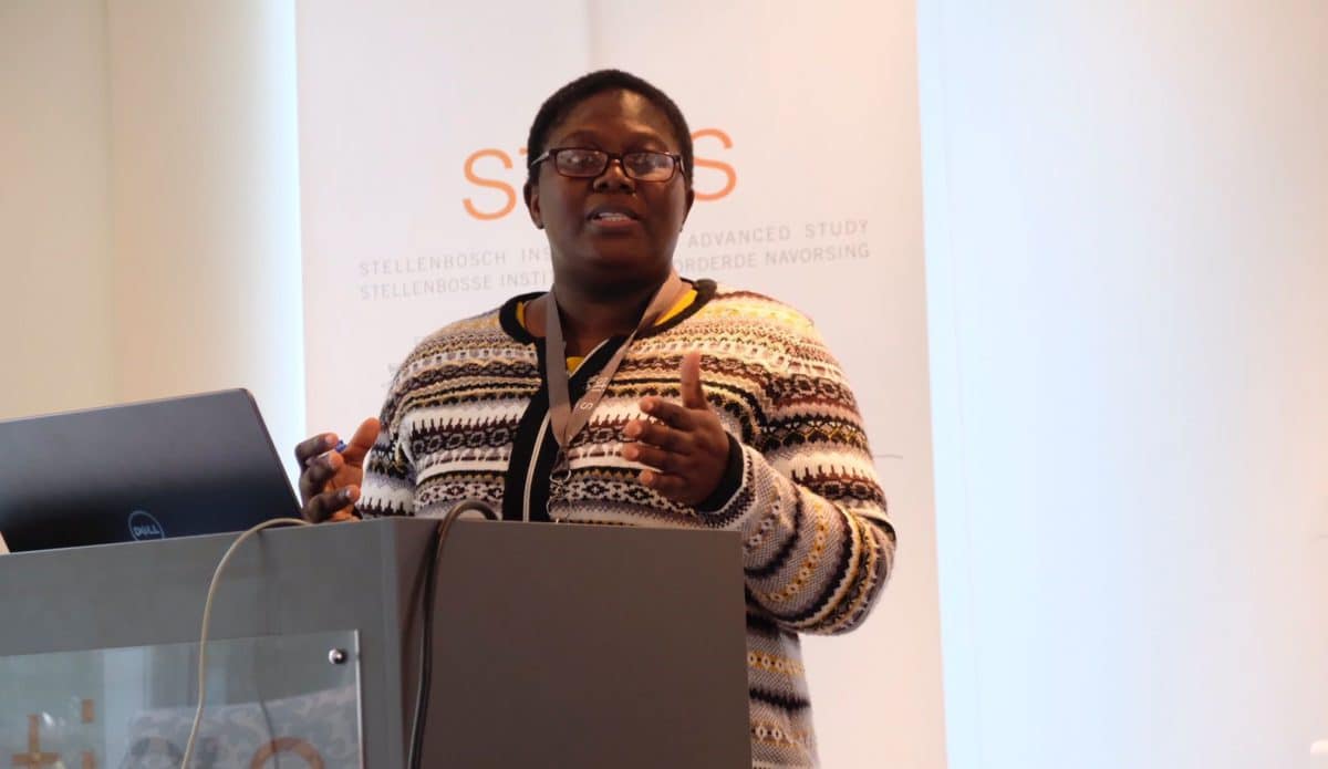 Photo of Unpacking the use of bilingual pragmatic markers in African Englishes - Fellows' seminar by Foluke Unuabonah