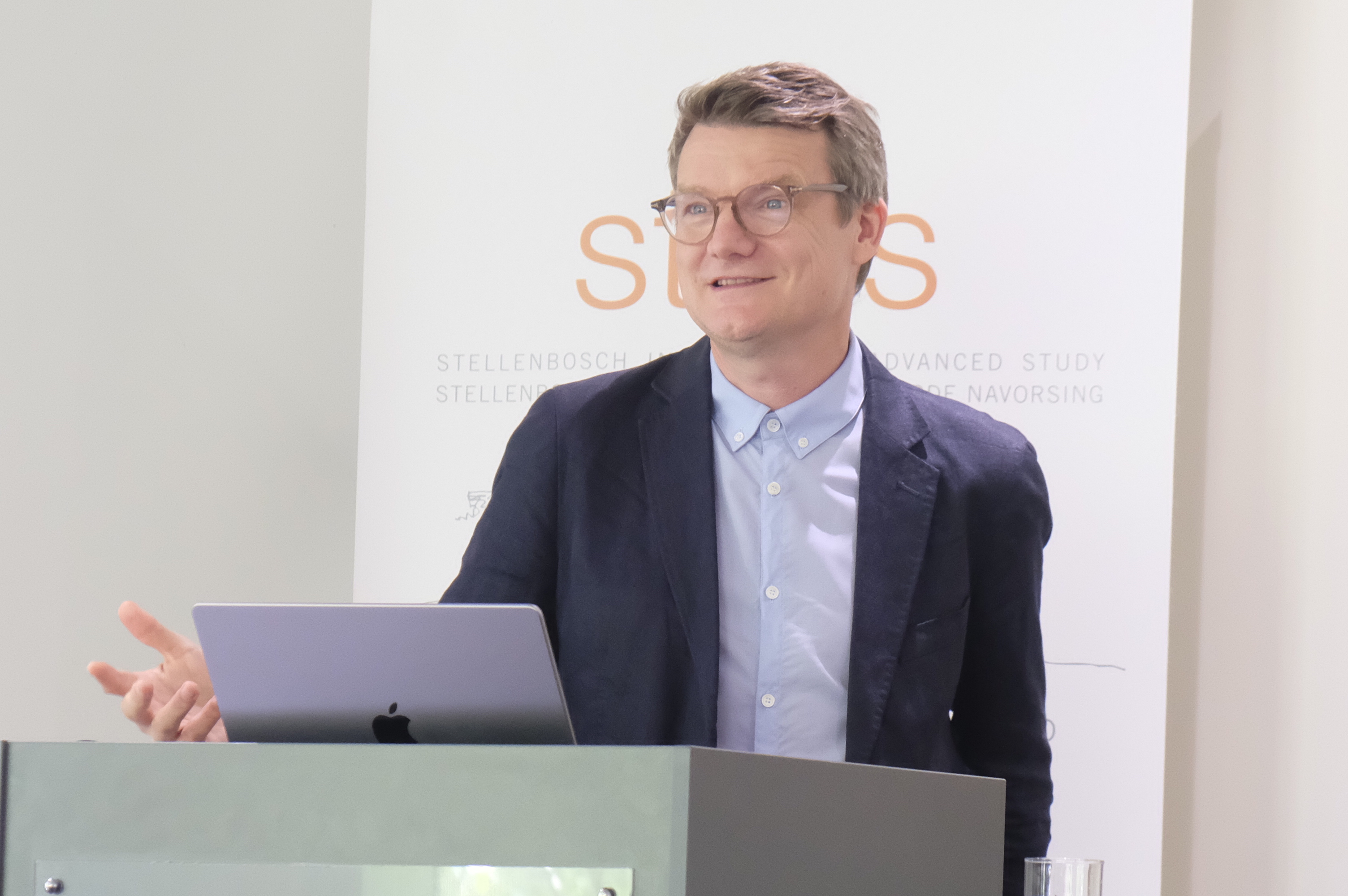 To scar or not to scar  - Fellows' seminar by Christian Göritz